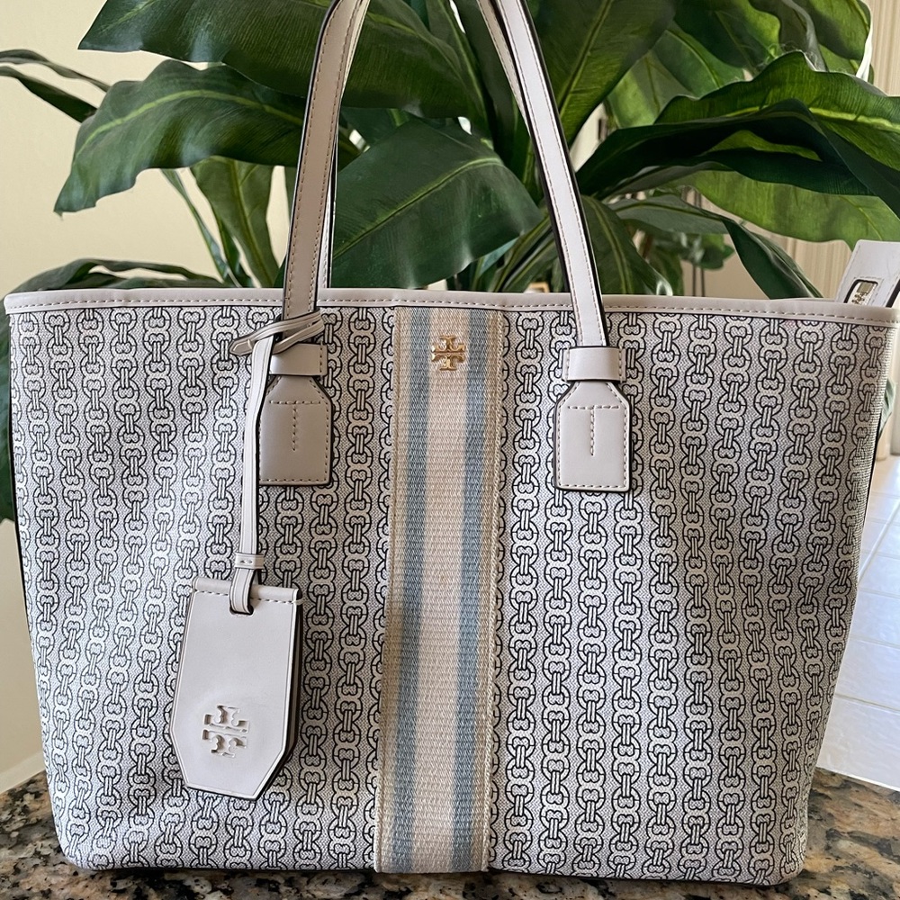 Tory Burch purse